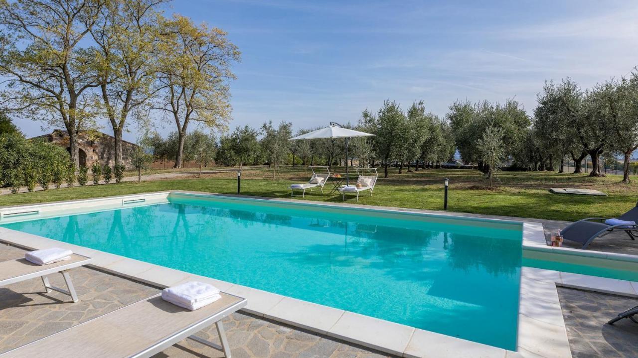 Casale Le Tre Querce 8&1, Emma Villas Орвието Екстериор снимка