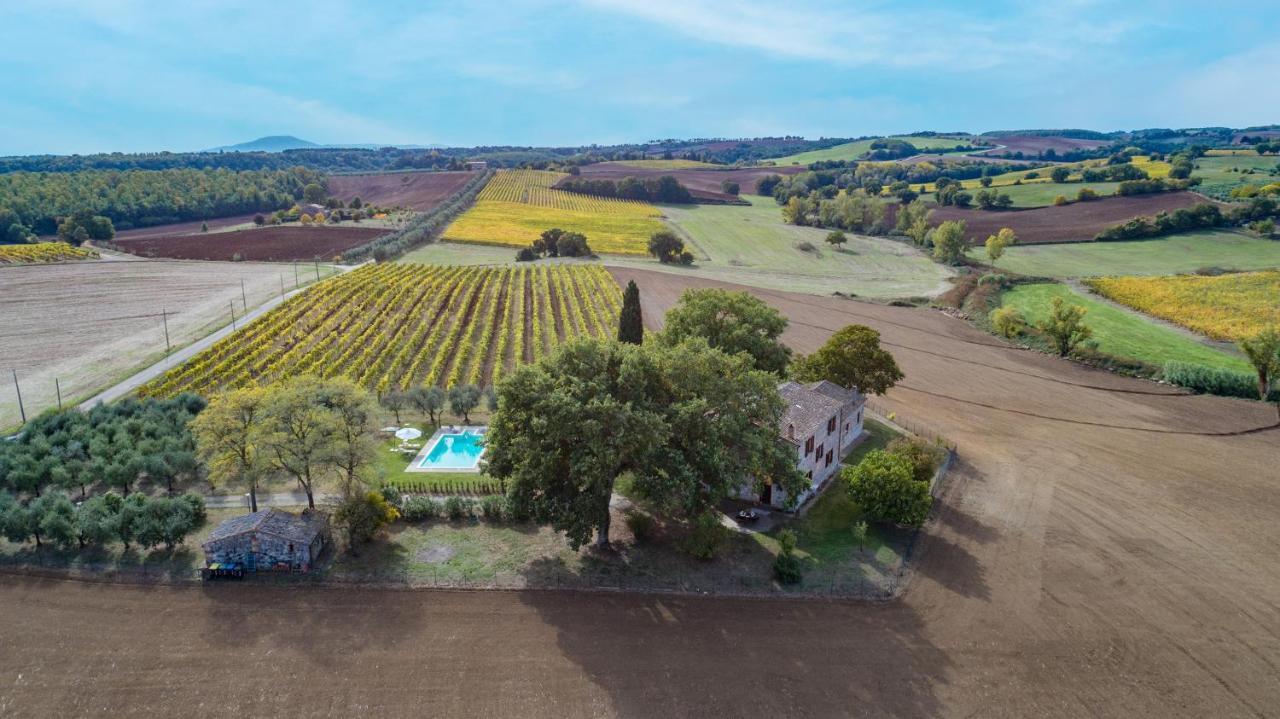 Casale Le Tre Querce 8&1, Emma Villas Орвието Екстериор снимка