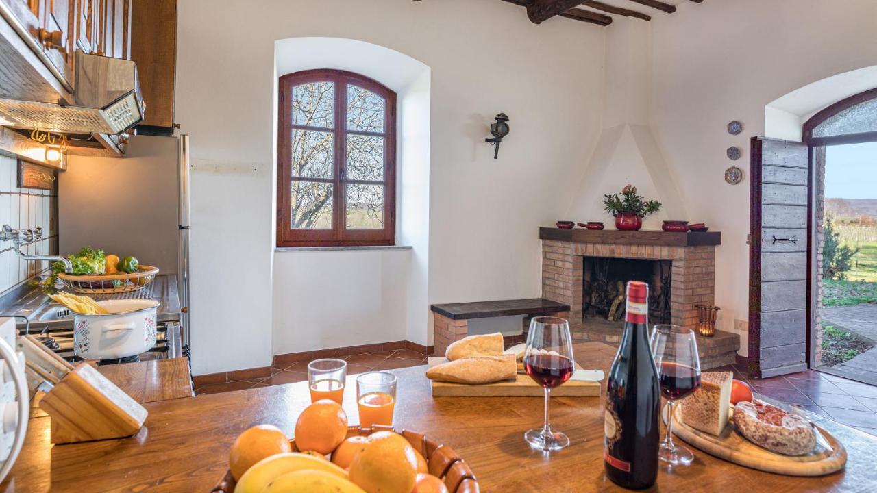 Casale Le Tre Querce 8&1, Emma Villas Орвието Екстериор снимка