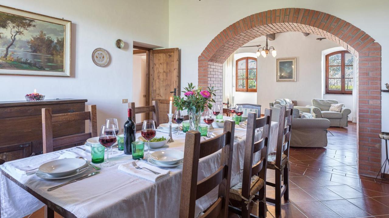 Casale Le Tre Querce 8&1, Emma Villas Орвието Екстериор снимка