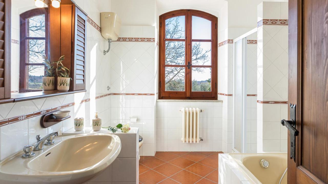 Casale Le Tre Querce 8&1, Emma Villas Орвието Екстериор снимка