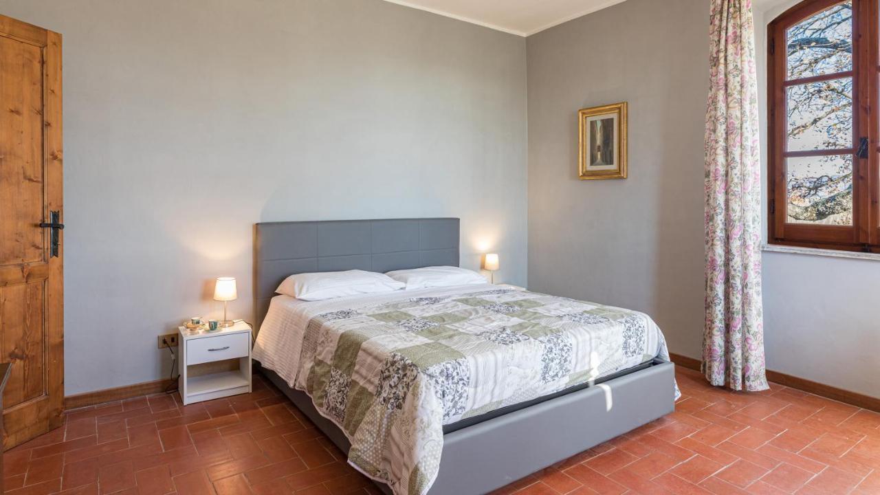 Casale Le Tre Querce 8&1, Emma Villas Орвието Екстериор снимка