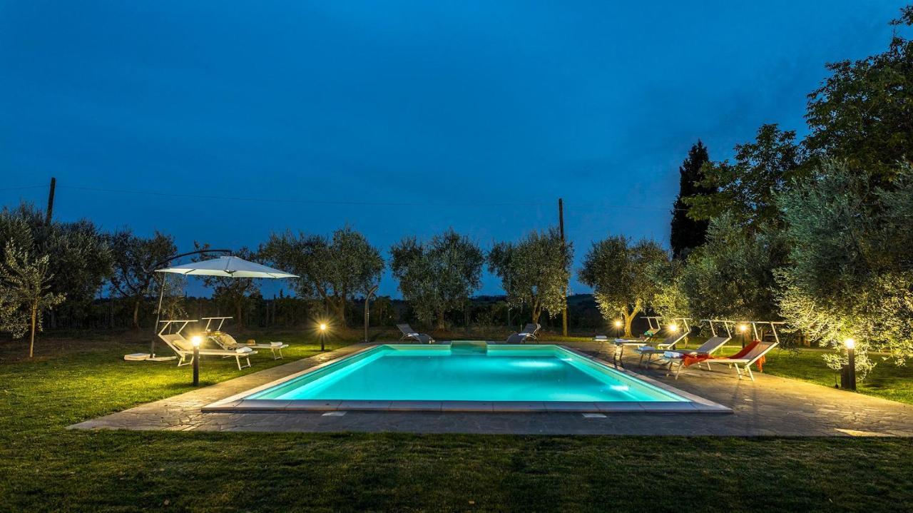 Casale Le Tre Querce 8&1, Emma Villas Орвието Екстериор снимка